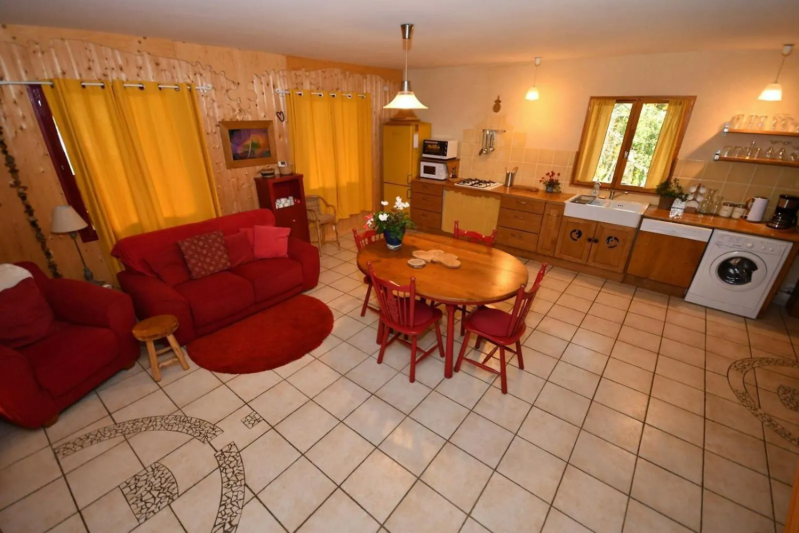 Villa Le Bois De Barthes à Lavercantière Hébergement de vacances