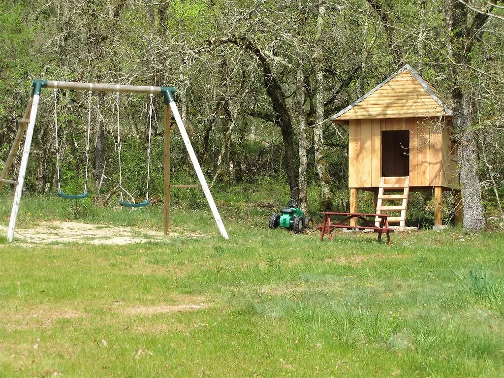 Villa Le Bois De Barthes à Lavercantière 0*,  France