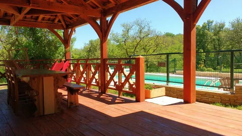Villa Le Bois De Barthes à Lavercantière Hébergement de vacances